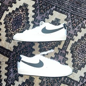 Nike Blazer Low '77 White Black 2021 Sz. 9.5W (7M)